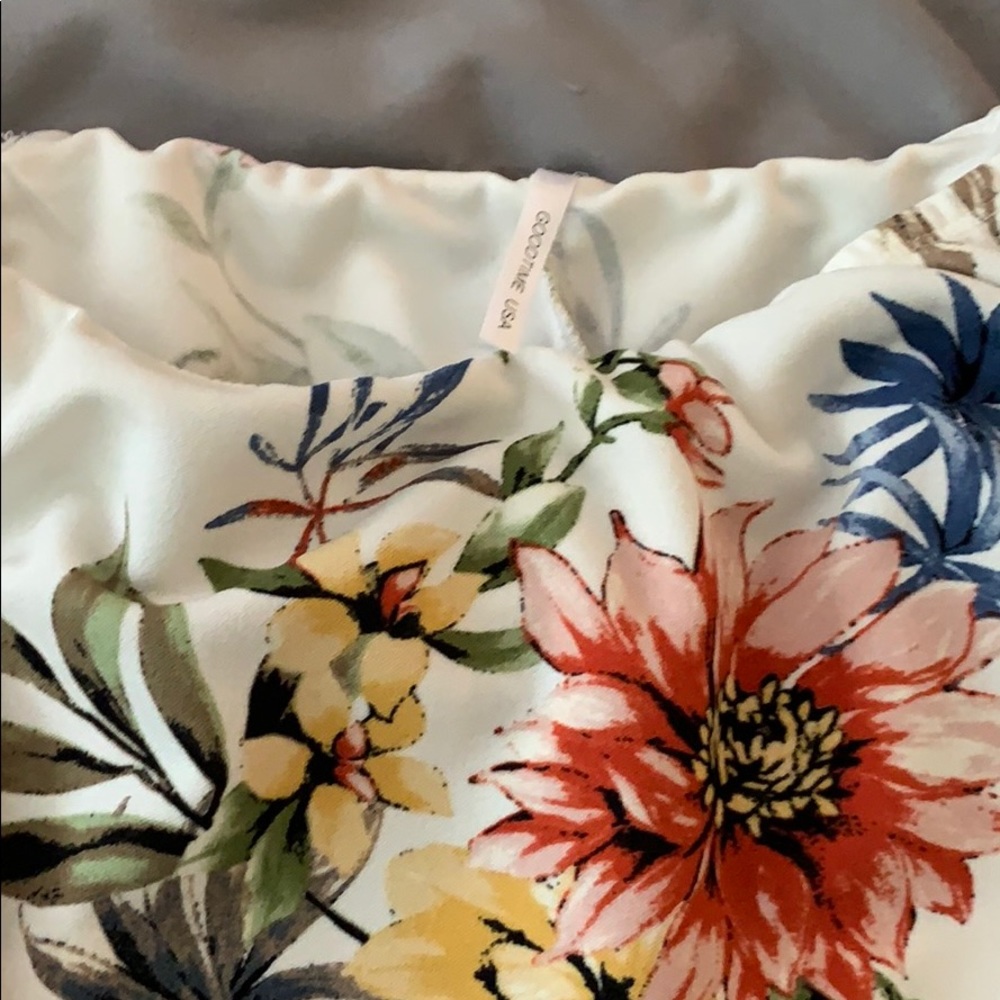 Two piece - Picture 2 of 3